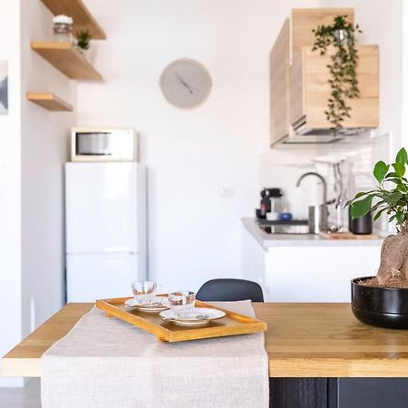Loft Con Terrazzo - 3 Min Dalle Autostrade By Followgreenhouseروما المظهر الخارجي الصورة